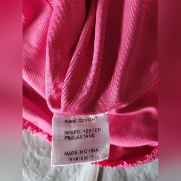 Princess Polly Hot Pink Tank Top, Size 8 ( i Would Say A Small) - Picture 5 of 5